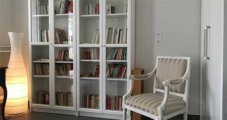 bureau-min